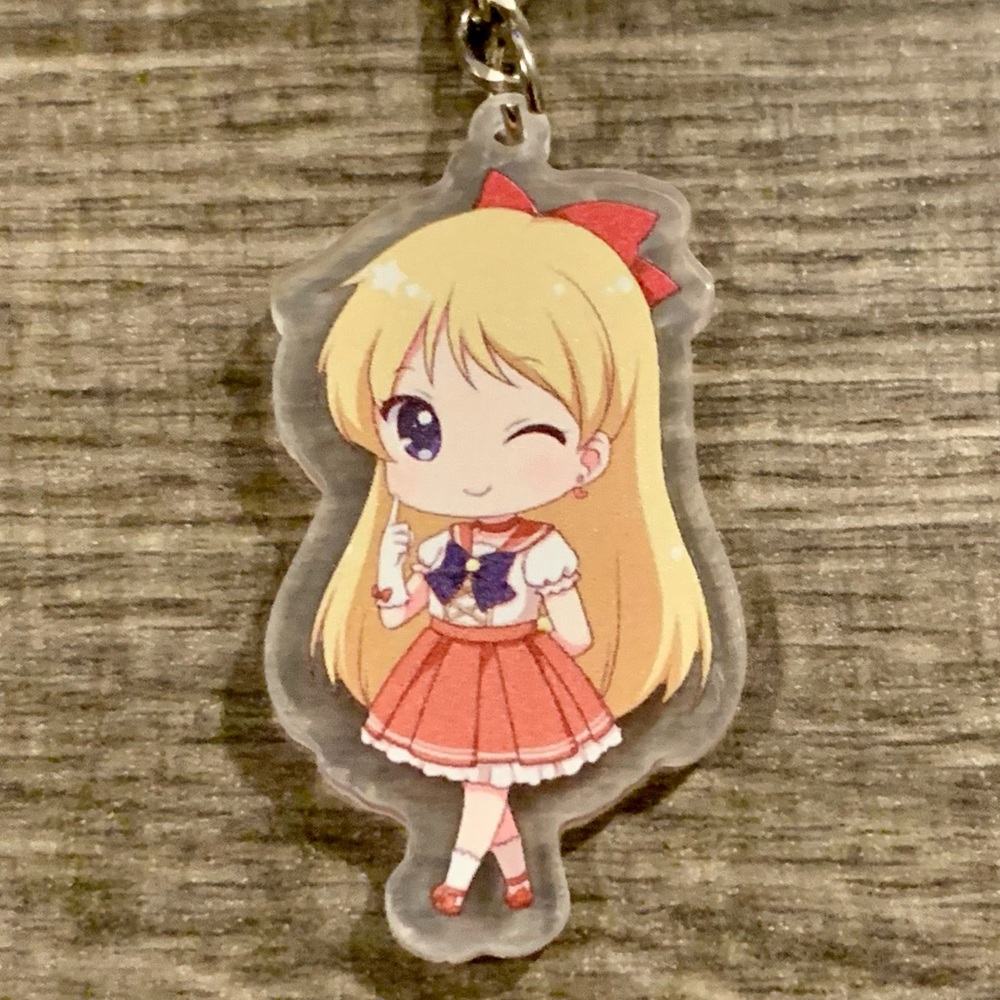 Sailor Moon: Sailor Venus Charm Keychain